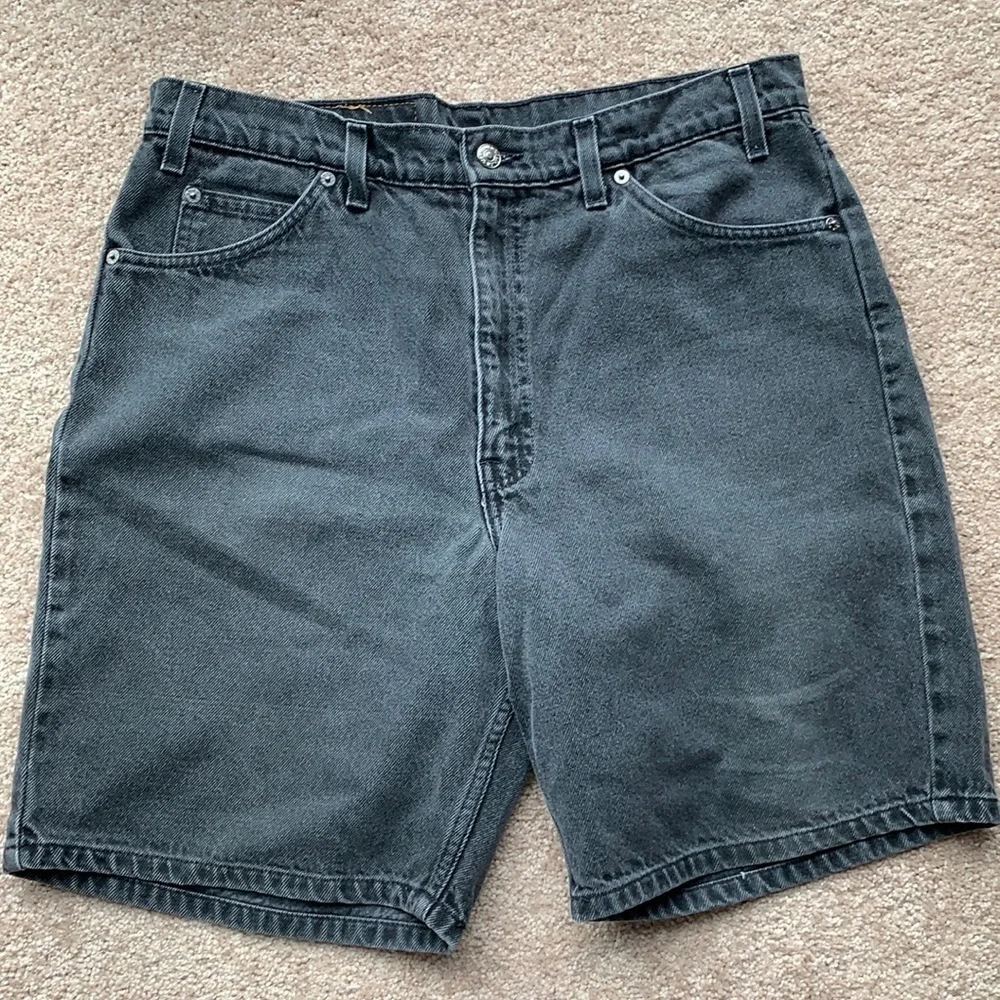 LEVIS | LEVIS 550 Vintage Orange tag black jean shorts